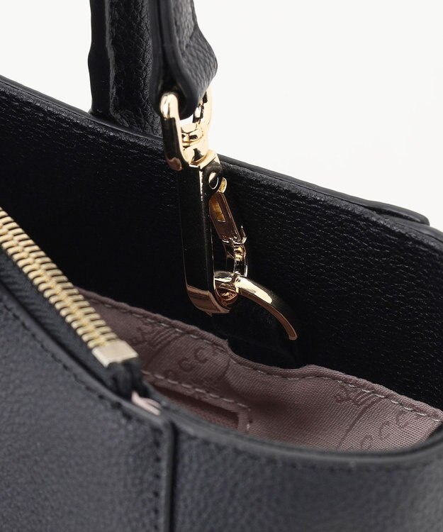 TOCCA HAPPY KEY LEATHERBAG レザーバッグ ブラック系