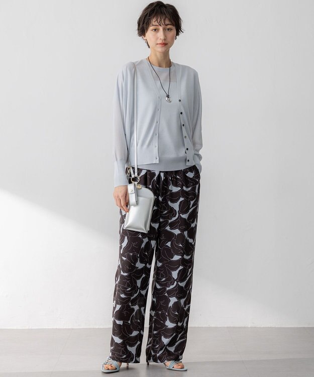 23区 S 【洗える】シャイニーシアー ドルマンスリーブ カーディガン スカイブルー系