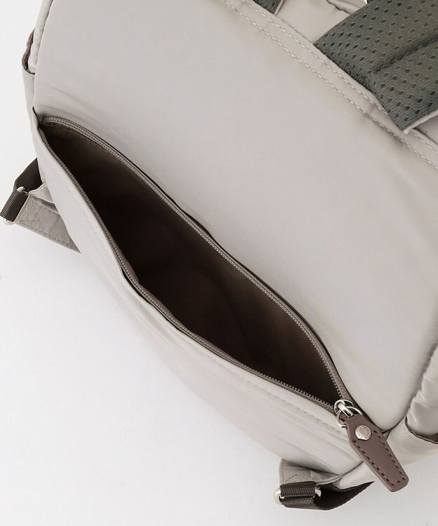 Y'SACCS ポリエステルツイル リュックサック グレージュ