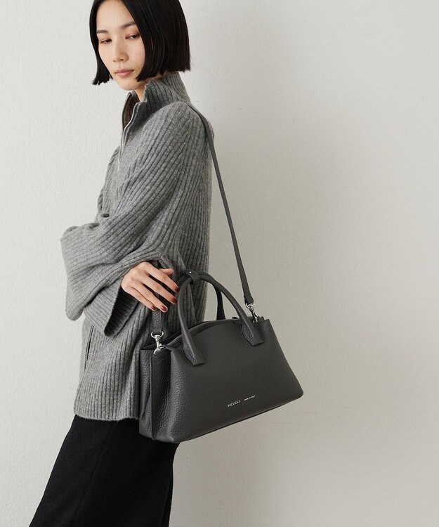 IACUCCI ベラール M ALCE グレー