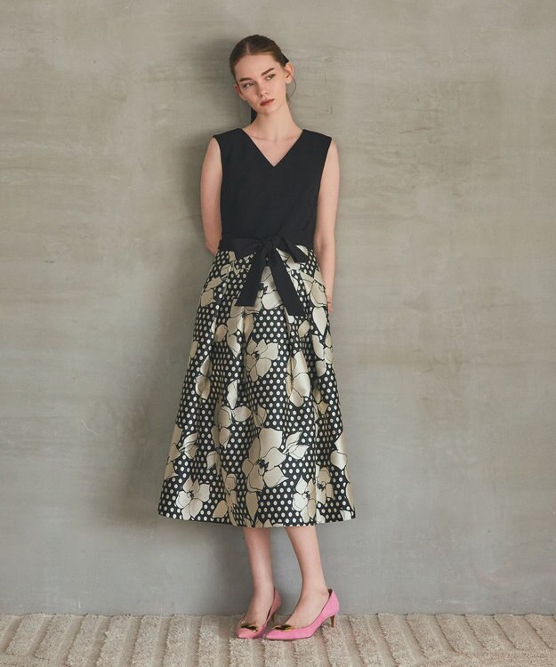 GRACE CONTINENTAL ドットボタニカルジャガードドレス ブラック