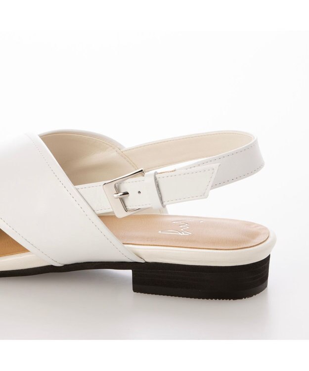 ing <ing>クロスベルトストラップサンダル ホワイト