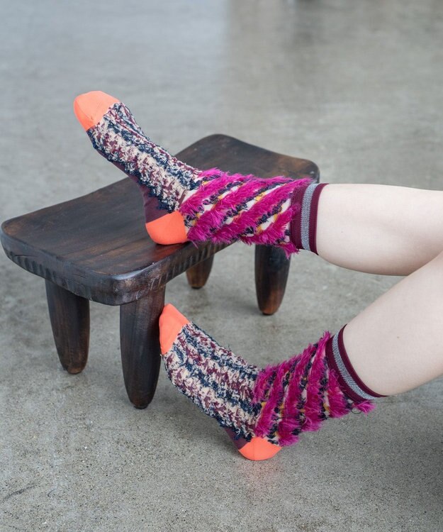 COQ LESSER TALE ラメリバーシブルファーソックス パープル