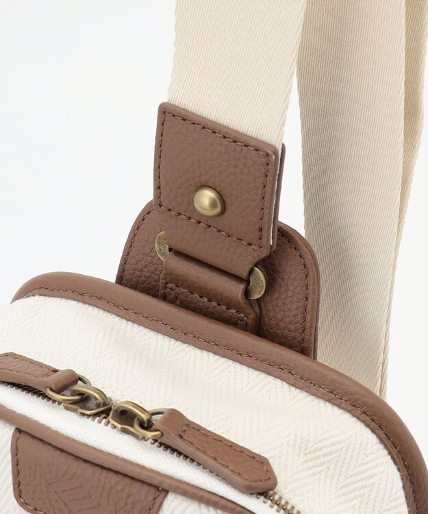 JOSEPH ABBOUD 【軽量/コンパクト】 ヘリンボンキャンバス ボディバッグ アイボリー系