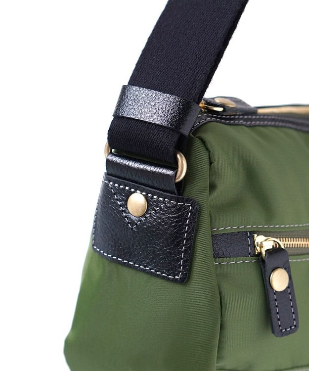 FOLNA RD ユニセックスナイロン ショルダー M-SIZE ブルー