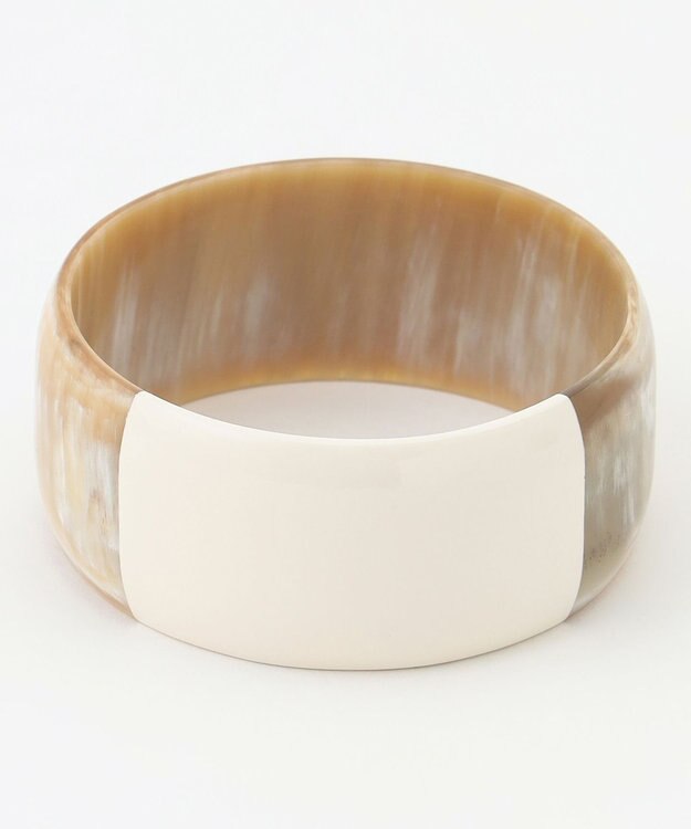 自由区 ウォーターバッファロー バングル アイボリー