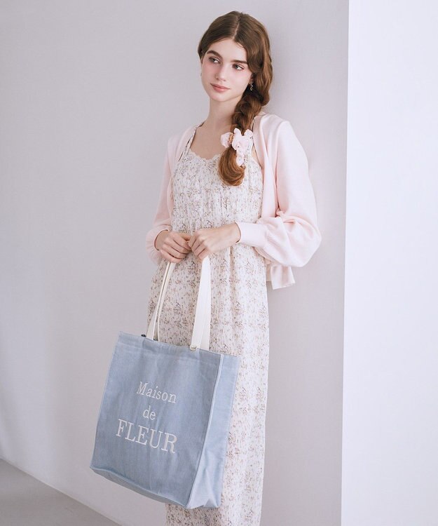 Maison de FLEUR デニムブランドロゴスクエアトートバッグ Light Blue
