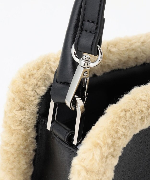 ICB 【CLASSY.1月号掲載】トリミングスクエア ショルダーバッグ ブラック系