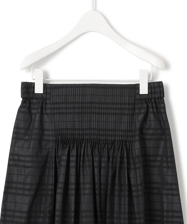 ICB 【洗える】 エステルメモリータフタ ロングスカート チャコール×ブラック系