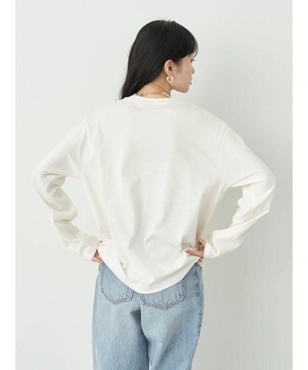 earth music&ecology ｔｏｌｅｒａｎｃｅ　ロゴロンＴＥＥ Off White