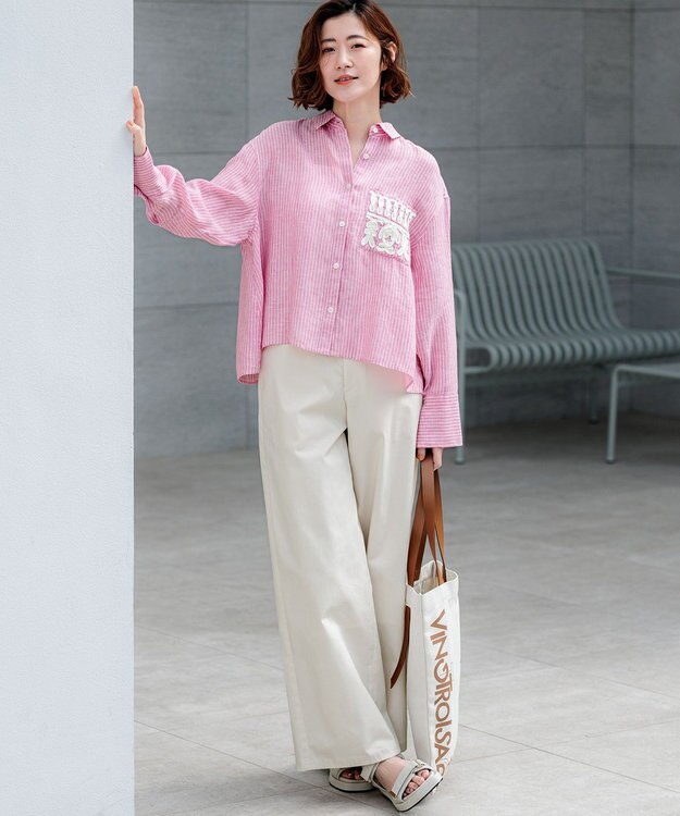 23区 【先行予約】LIBECOリネン ポケット刺繍 クロップドシャツ ピンク系