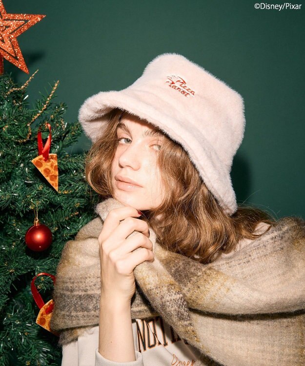 AMERICAN HOLIC 【PIZZA PLANET】バケットハット Light Beige