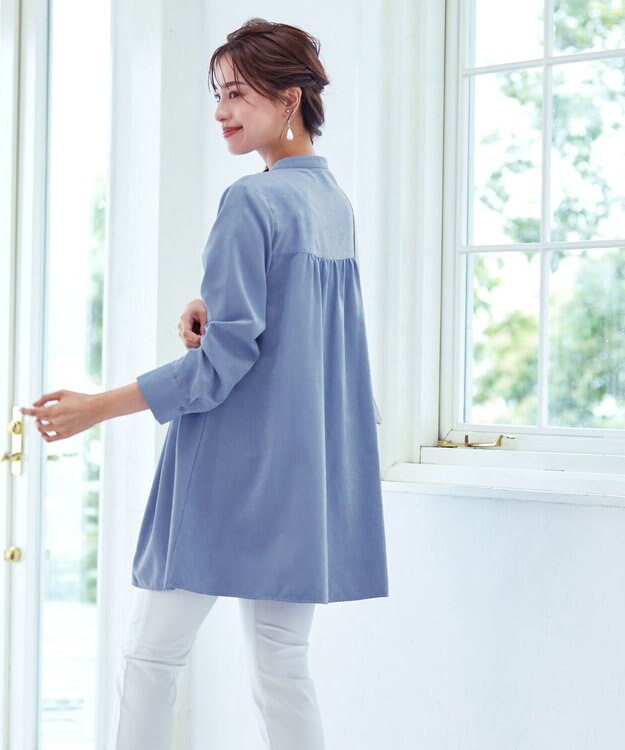 Tiaclasse L 【洗える】ピーチスキンシャツチュニックブラウス サックス