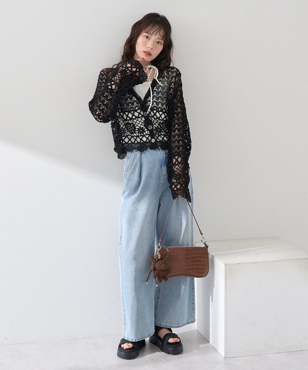 earth music&ecology クロシェ風Ｖネックカーディガン Black