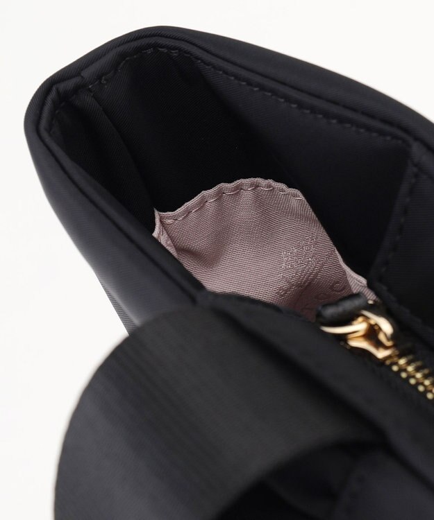 TOCCA 【A4サイズ対応・撥水】BRANCHE NYLONBAG ナイロンバッグ ブラック系