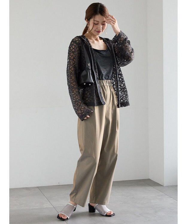 Te chichi シャイニーカップ付きキャミソール ブラック