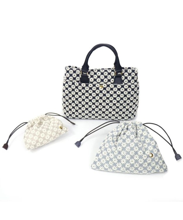 Regalo Felice 【花の刺繍 / セットで持っても可愛い】ポーチ大 / REGALO LBL(ライトブルー)