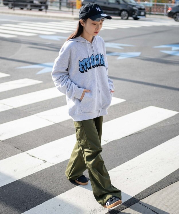 WEGO 【ユニセックス着用ITEM】ワッペンロゴZIPパーカー アッシュグレー