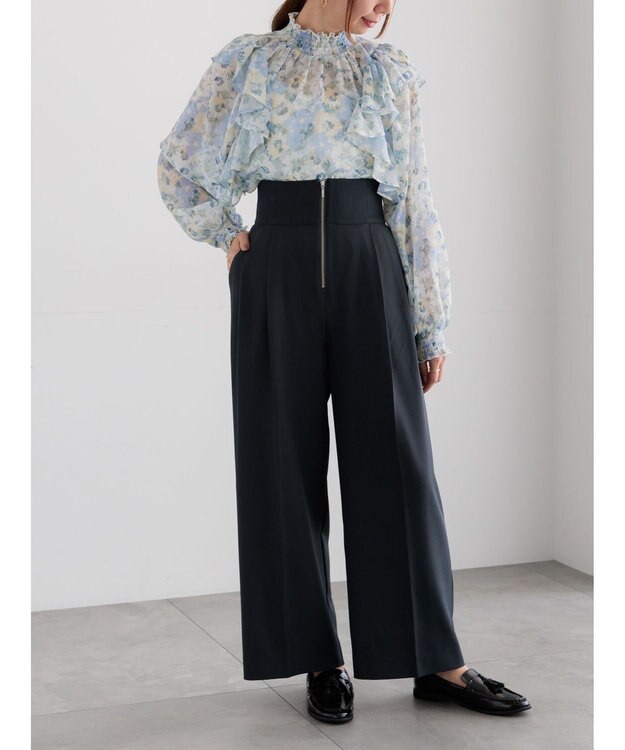 Te chichi フラワーパターンシアーフリルブラウス ブルー