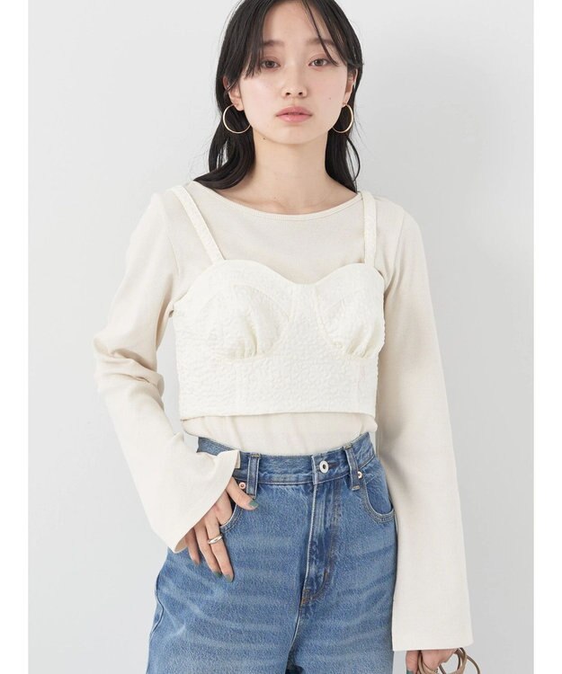 earth music&ecology エンボスフラワービスチェ Ivory