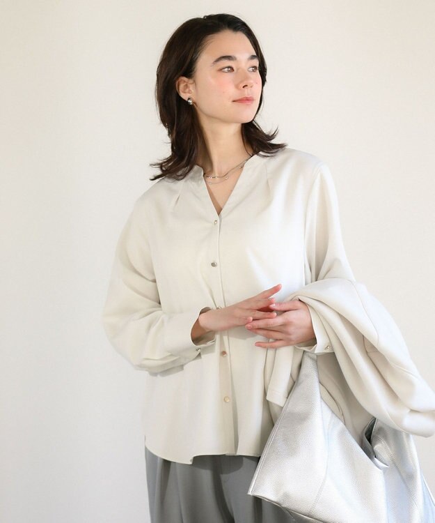 Green Parks トライアングルショルダーバッグ Ivory