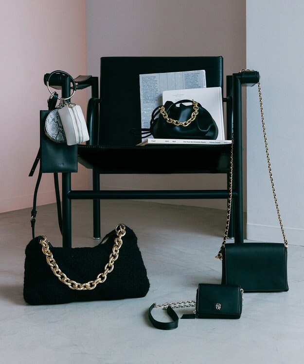 ICB チェーン付きミニ巾着バッグ ブラック系