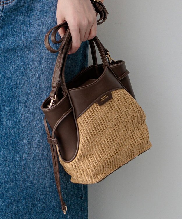 23区 【先行予約】ペーパーライクコンビ ショルダーバッグ (S) ブラウン×ベージュ