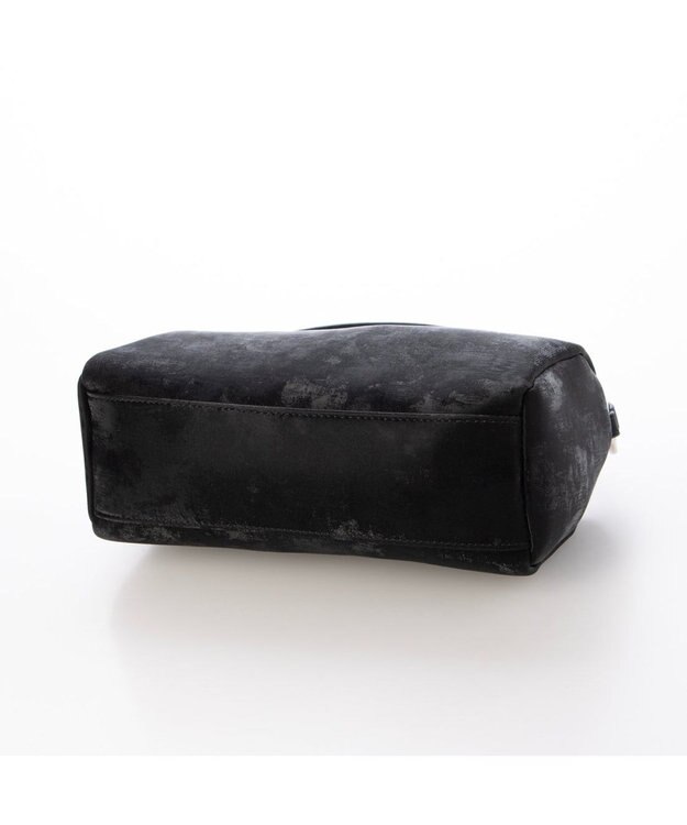 UNBILLION カシュカシュ cachecache / シルクサテン風合皮筒形ショルダー ブラック