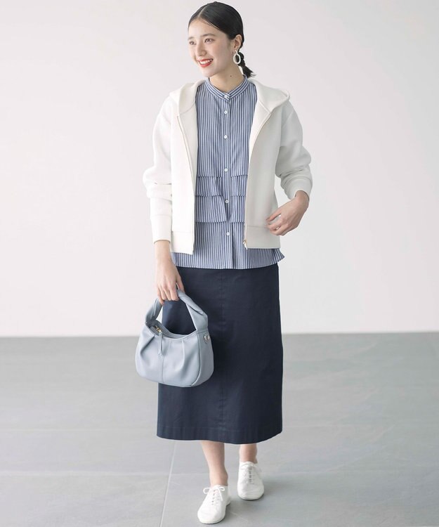 組曲 【WEB限定】サテンストレッチ Iラインスカート ネイビー系