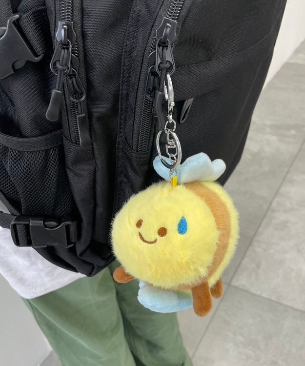 WEGO にこにこみつばちぬいぐるみキーホルダー 柄1