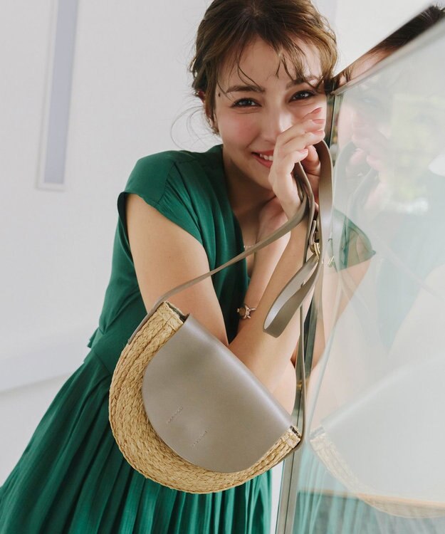 ラフィアのショルダーバッグ ラフィアショルダーバッグ / Tiaclasse | ファッション通販