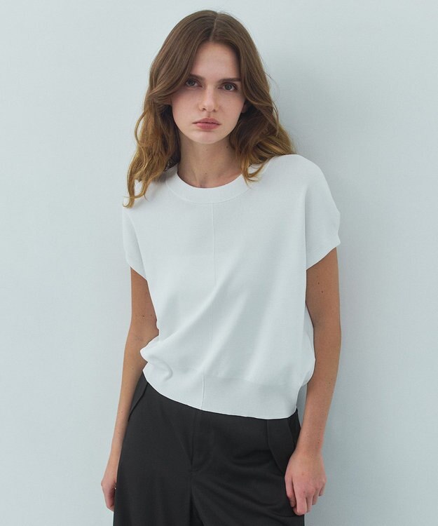 BEIGE， 【ロングセラー】LAURA / ストレッチ ドロップショルダーニット Ecru