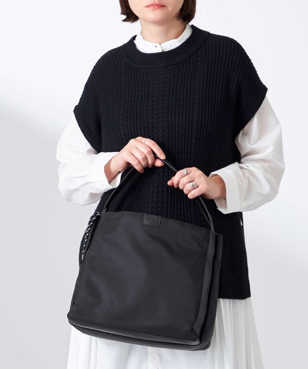 Y'SACCS 【大人のおしゃれ手帖10月号掲載】市川実和子×Y'SACCS　ナイロンすっきりトート ブラック