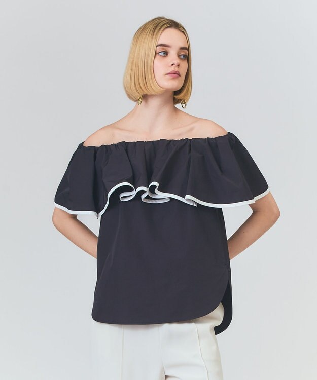GRACE CONTINENTAL ラッフルトリミングブラウス ブラック