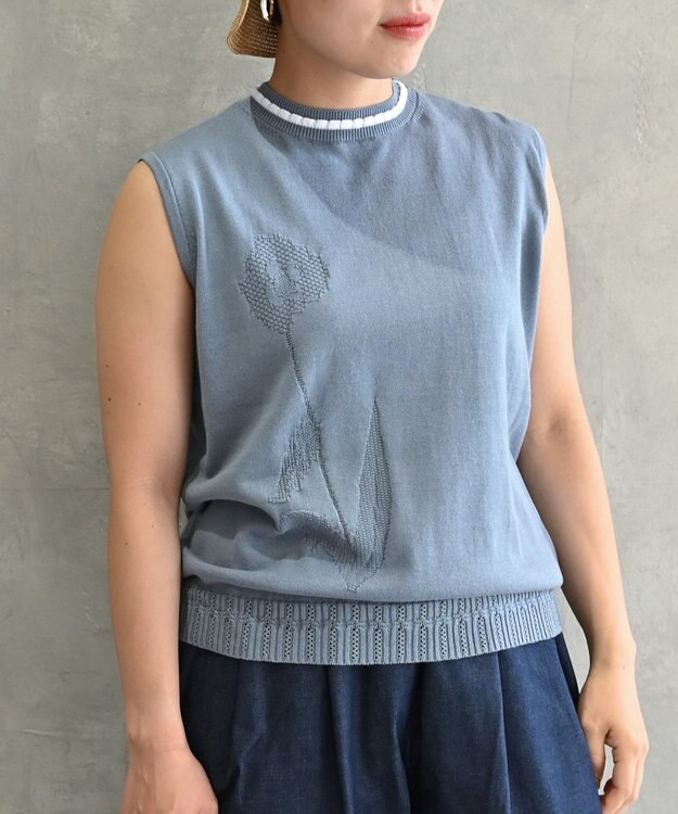 muuc 〈細番手の高級綿糸コットンコーマ糸〉〈洗練された繊維の滑らかな肌触り〉〈お家で洗えるニット〉模様編み ポピーの花リンクス編み ノースリーブブルオーバー ブルー