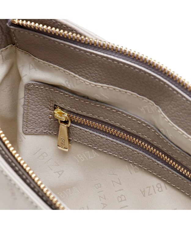 IBIZA ロゴナイロン　ショルダーバッグ ピンクベージュ