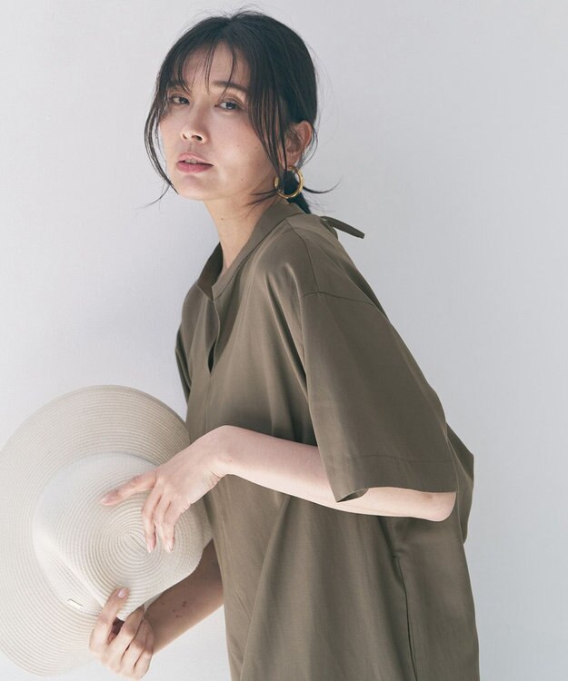 UNFILO バックデザイン ワンピース カーキ