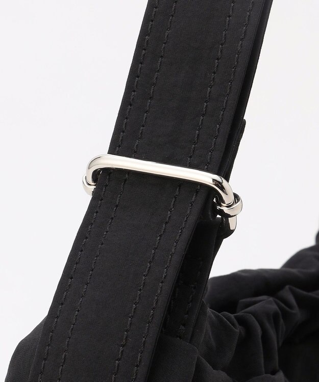 LA BAGAGERIE 【MONICA】クリンクルナイロン　ドロスト2WAYバッグ ブラック