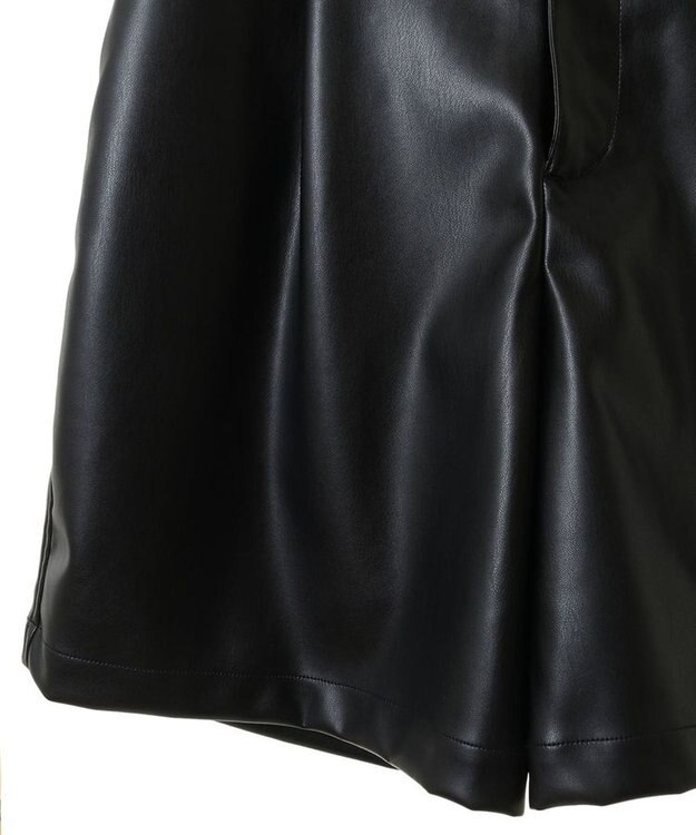 Green Parks レザーショートパンツ Black