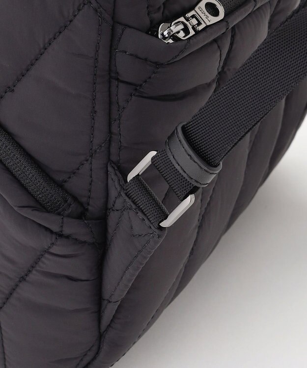 Y'SACCS バイアスキルトリュック ブラック