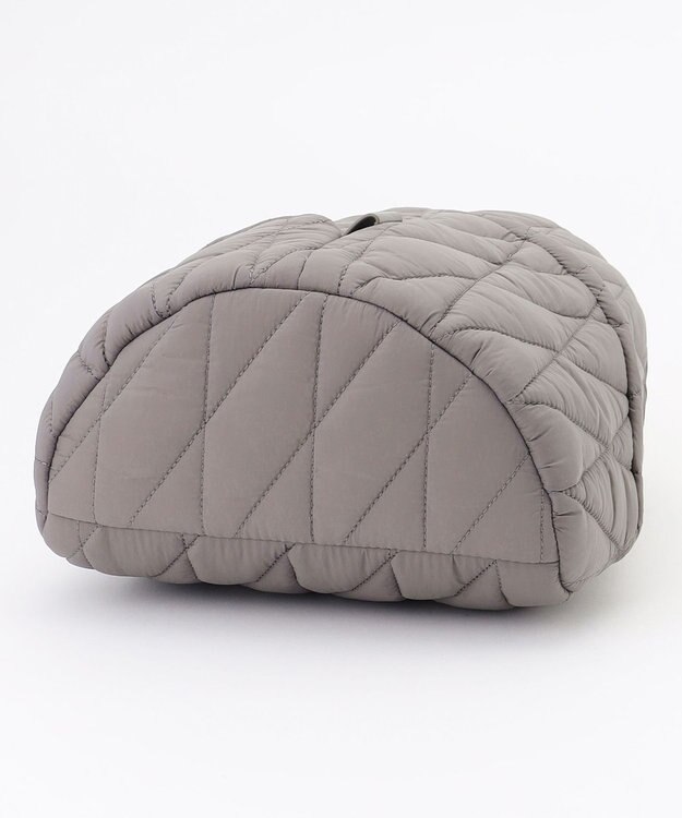 Y'SACCS バイアスキルトリュック グレージュ