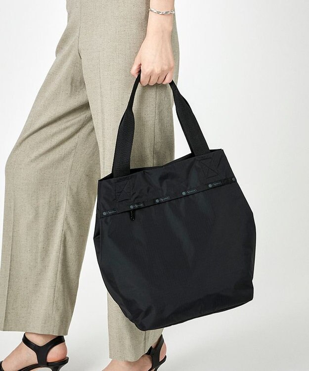 LeSportsac MARKET TOTE/リサイクルドブラックJP リサイクルドブラックJP