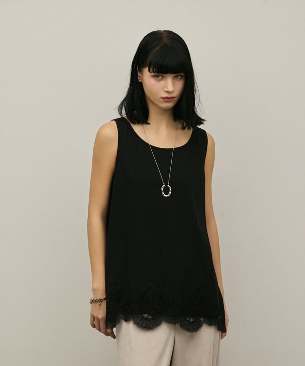 GRACE CONTINENTAL ヘムレースカットトップ ブラック