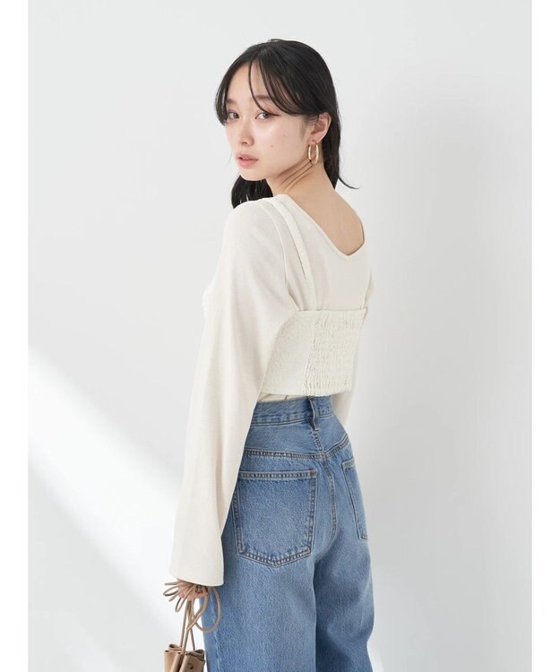 earth music&ecology エンボスフラワービスチェ Ivory