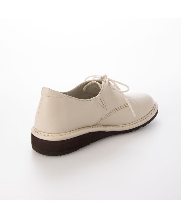 ing <ing>【サスティナブル】レースアップスリッポン アイボリー