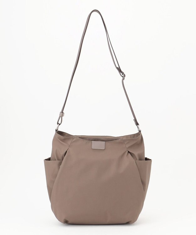 Y'SACCS 【ナイロンタフタ】トラベルショルダー ベージュ系その他