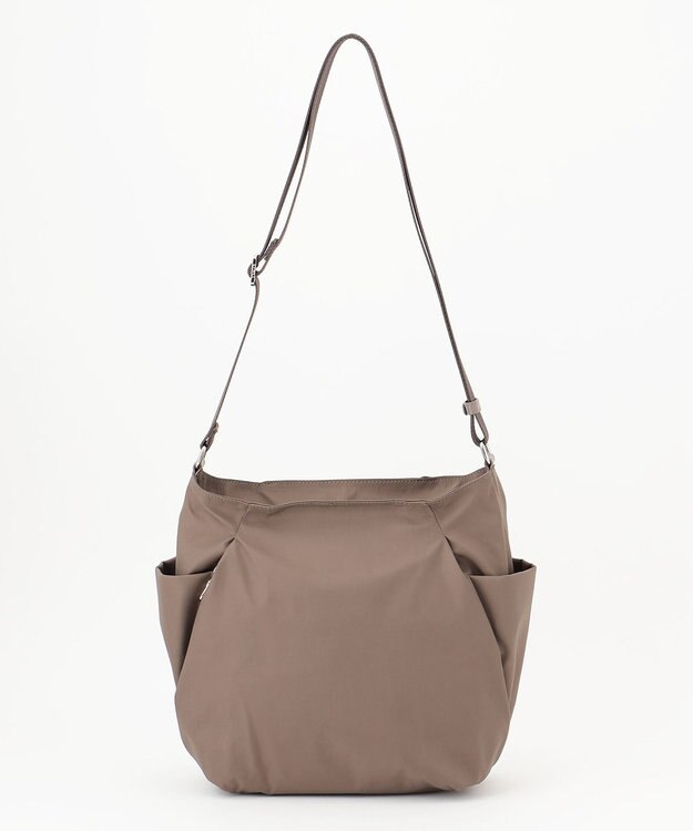 Y'SACCS 【ナイロンタフタ】トラベルショルダー ベージュ系その他