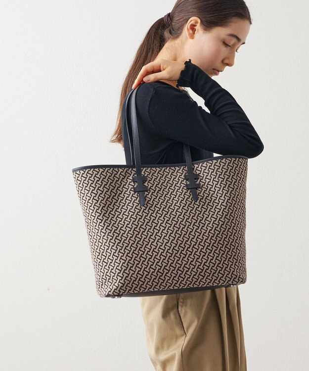 IACUCCI モノグランマ L JACQUARD/RUGA ブラック