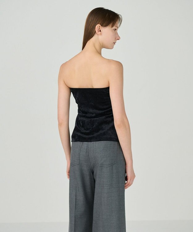 GRACE CONTINENTAL ラインビジューベアトップ ブラック