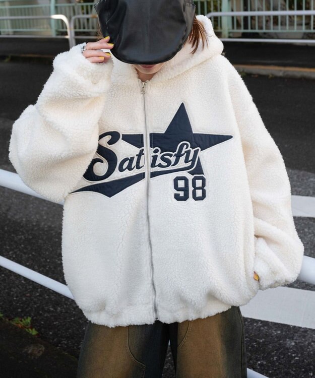 WEGO ロゴボアパーカー ホワイトアイボリー